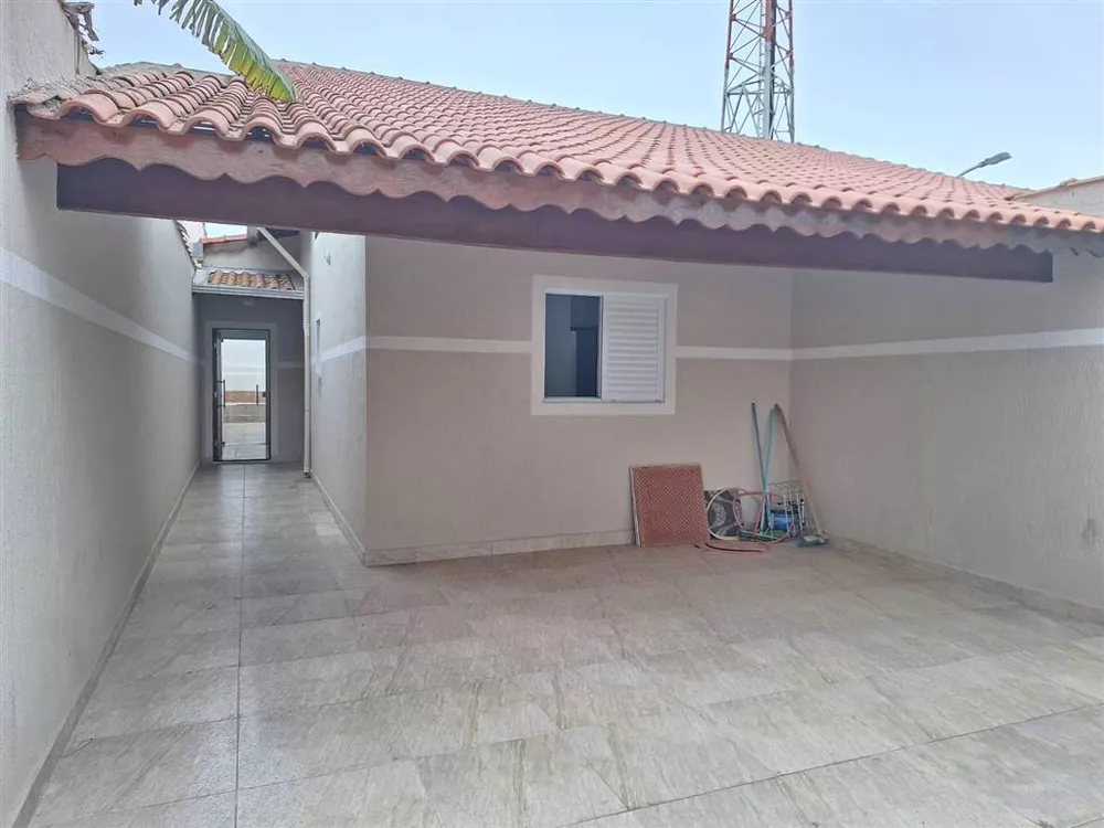 Casa à venda com 3 quartos, 71m² - Foto 2