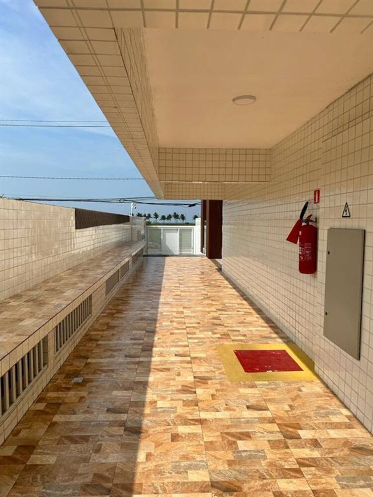 Apartamento à venda com 2 quartos, 79m² - Foto 2