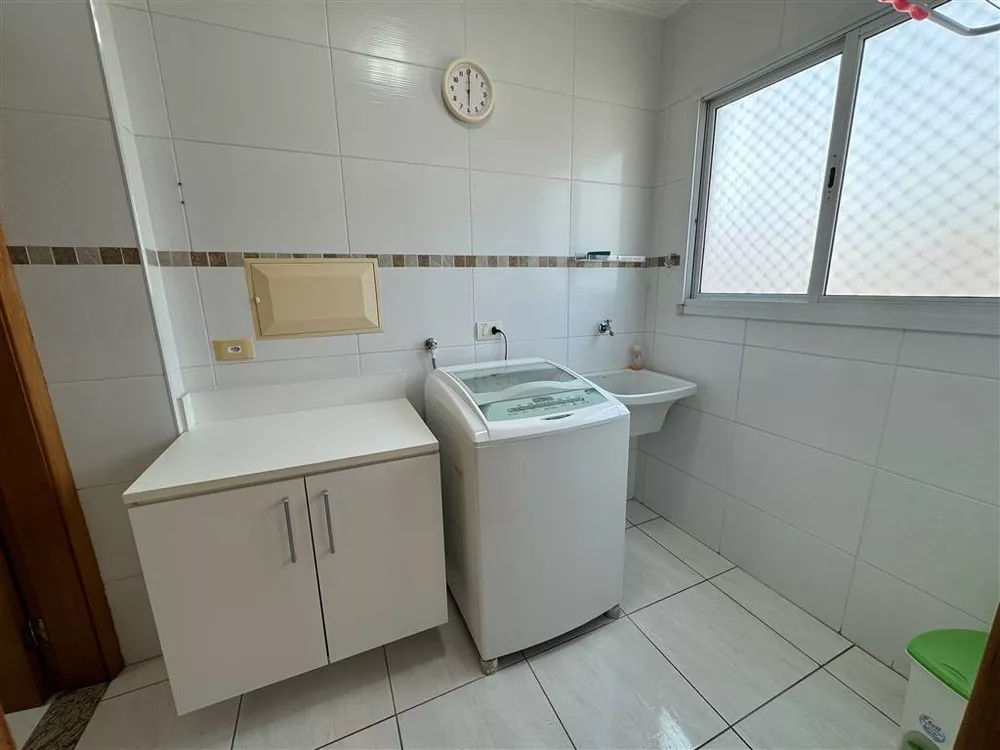 Apartamento à venda com 3 quartos, 147m² - Foto 4