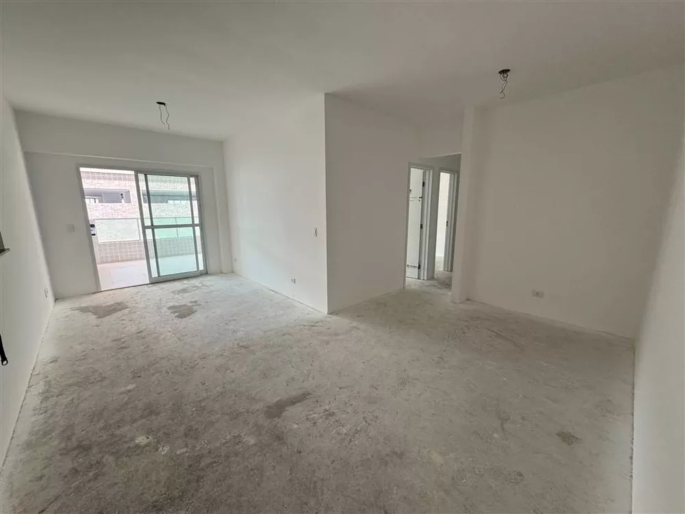 Apartamento à venda com 3 quartos, 113m² - Foto 1