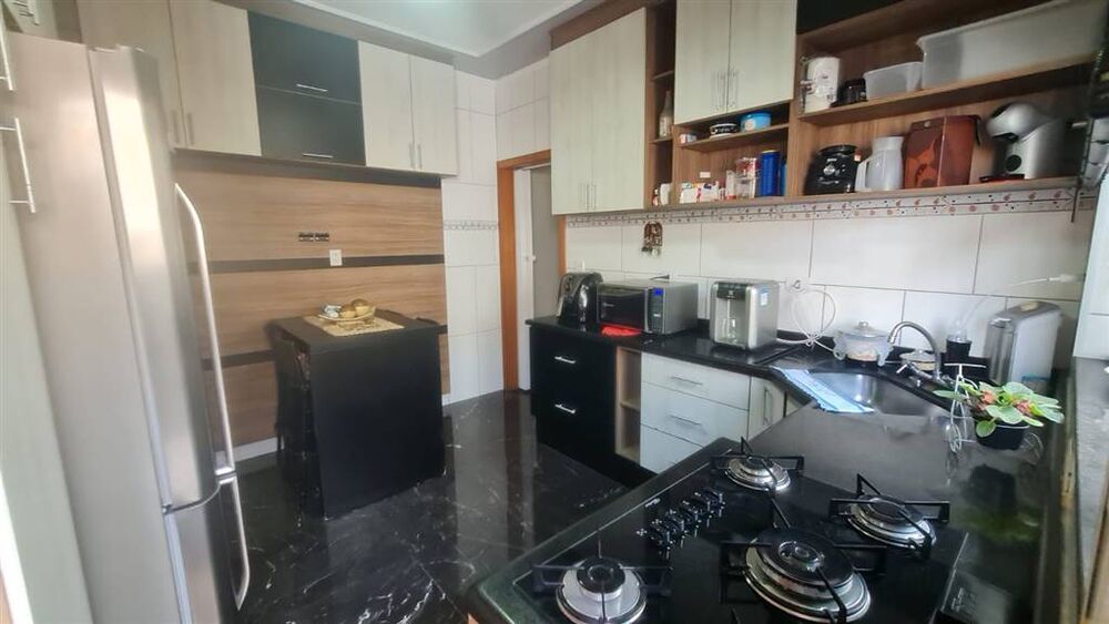 Casa à venda com 2 quartos, 115m² - Foto 7