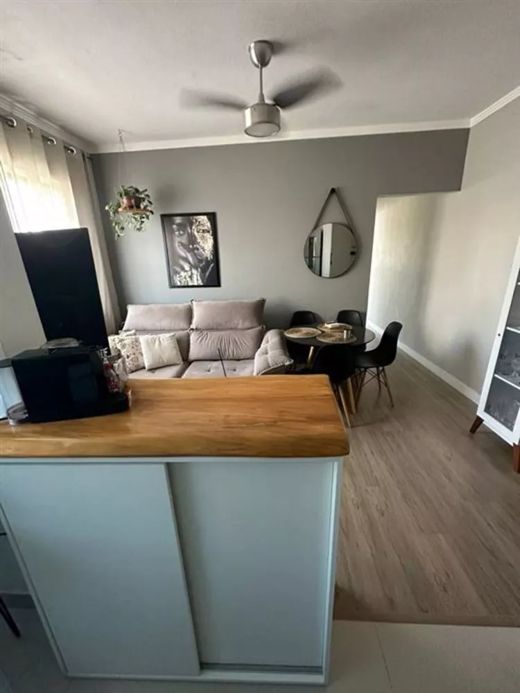 Apartamento à venda com 2 quartos, 61m² - Foto 4