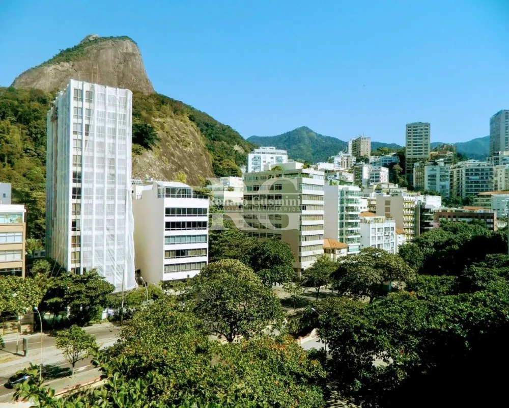 Cobertura, 3 quartos, 276 m² - Foto 4
