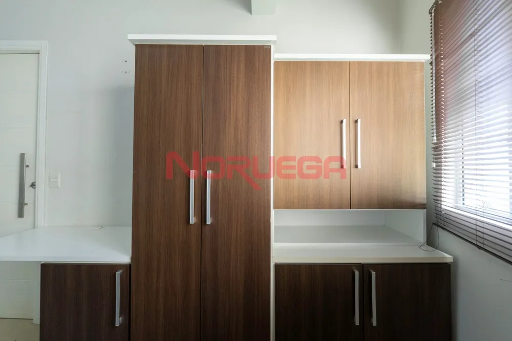 Casa, 3 quartos, 217 m² - Foto 10