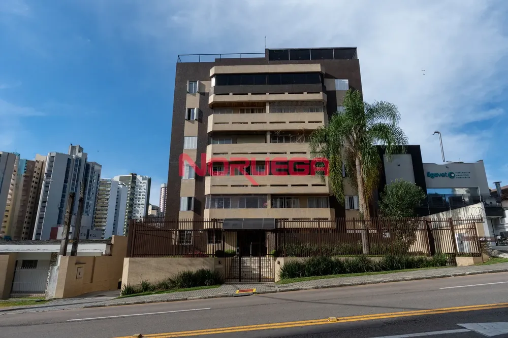 Apartamento, 3 quartos, 144 m² - Foto 2