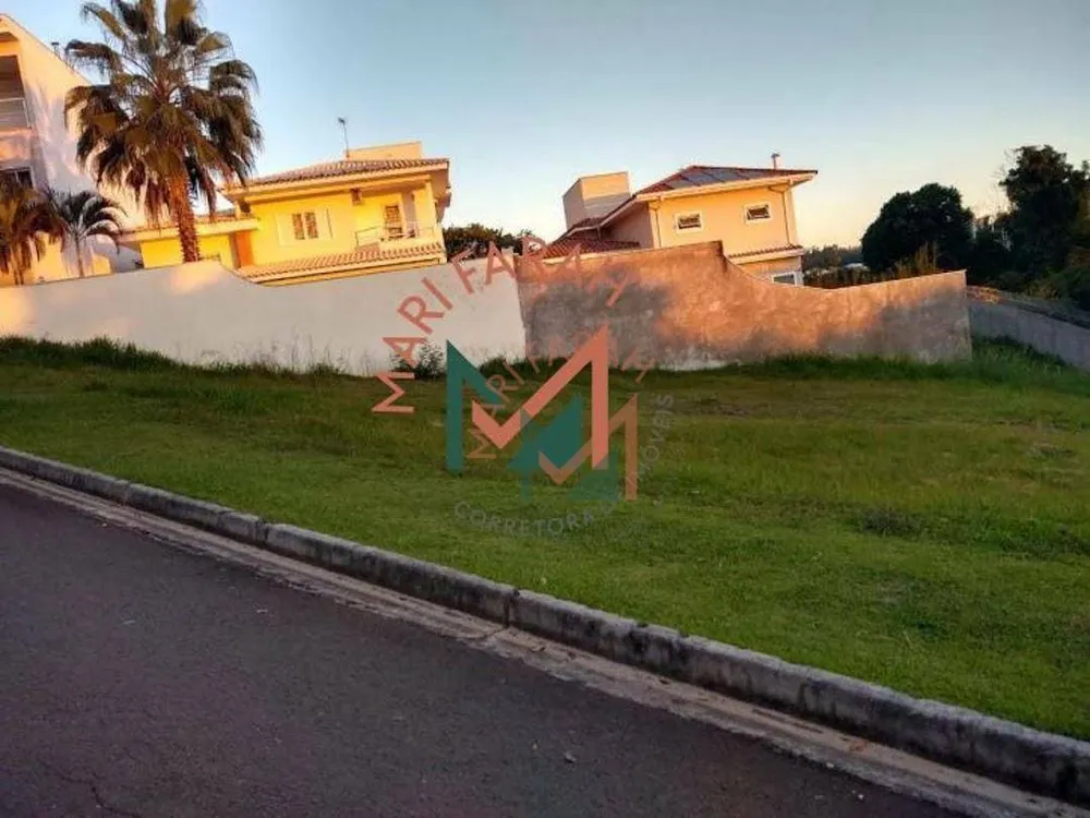 Loteamento e Condomínio, 540 m² - Foto 1
