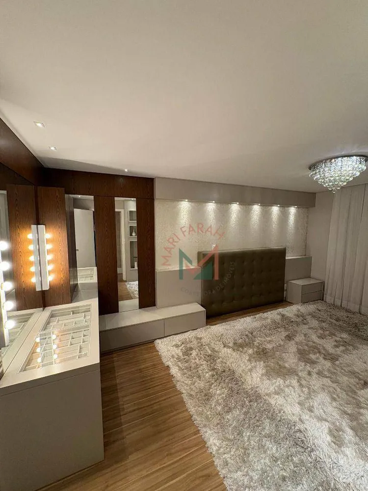 Apartamento, 3 quartos, 120 m² - Foto 1