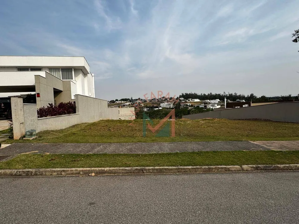 Loteamento e Condomínio, 1000 m² - Foto 1