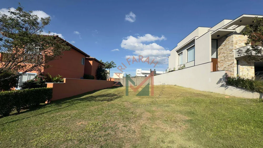 Loteamento e Condomínio, 432 m² - Foto 1