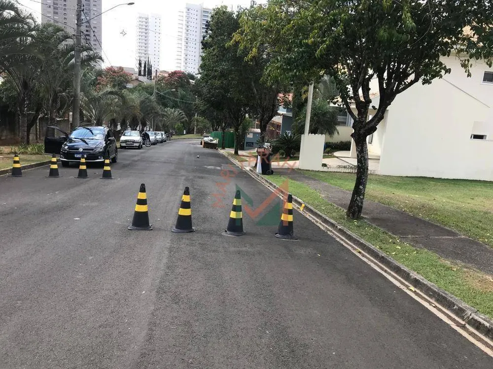 Loteamento e Condomínio, 360 m² - Foto 1