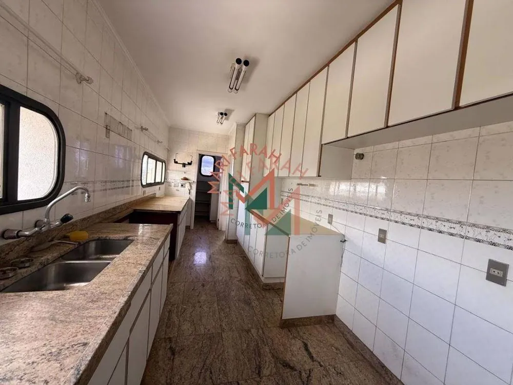 Apartamento, 3 quartos, 270 m² - Foto 3