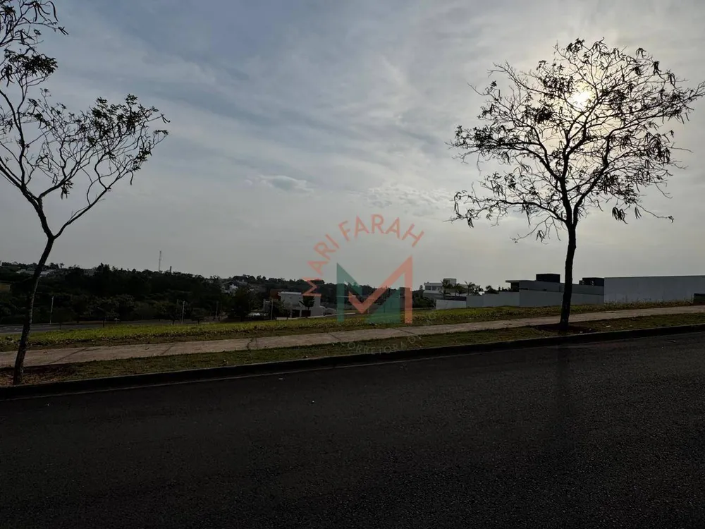 Loteamento e Condomínio, 1061 m² - Foto 1