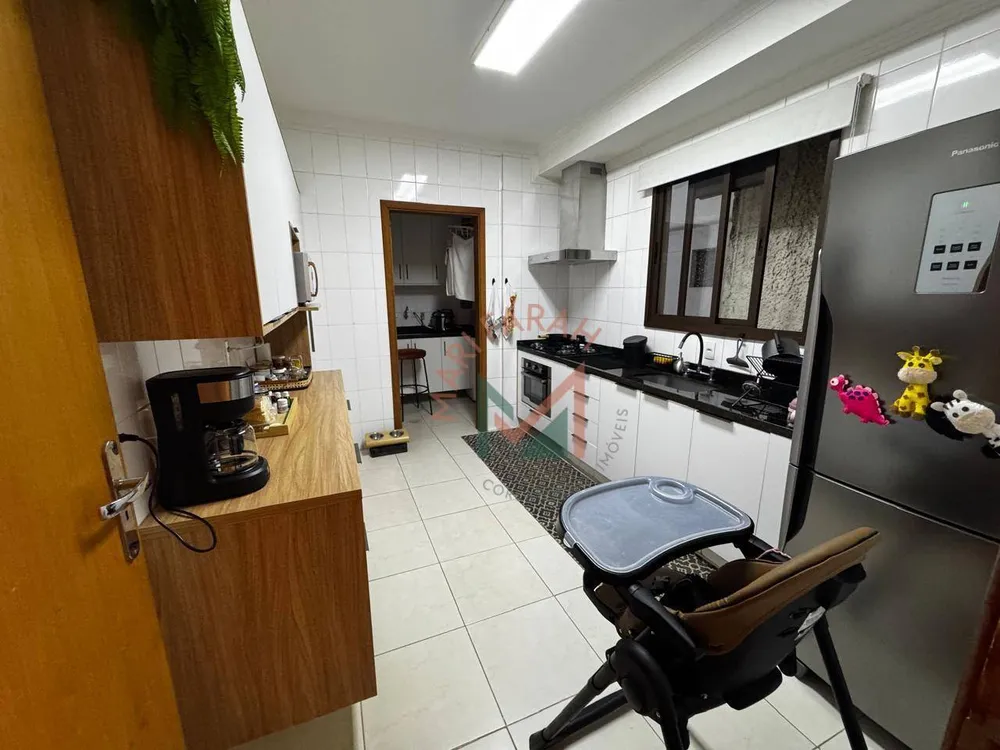 Apartamento, 3 quartos, 122 m² - Foto 2