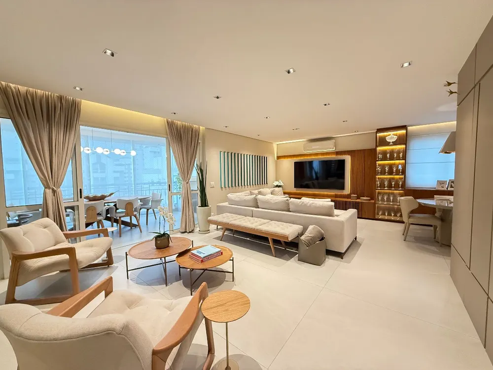 Apartamento, 3 quartos, 200 m² - Foto 1