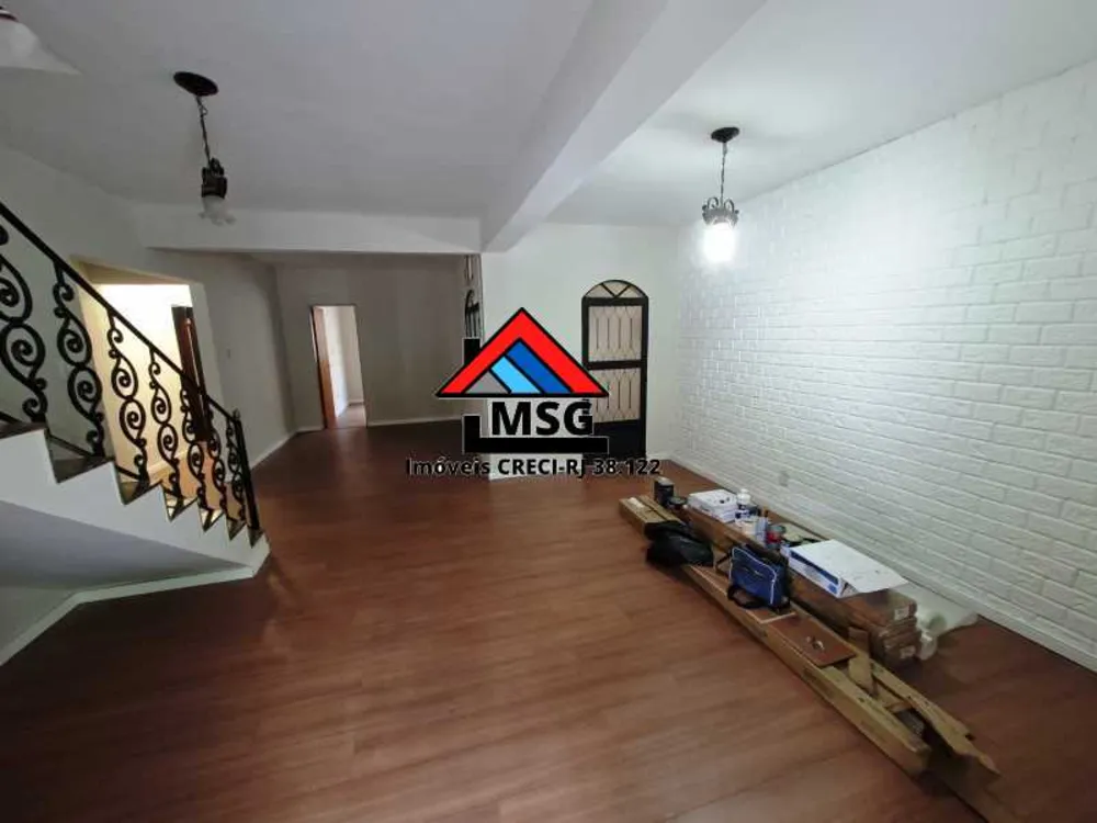 Casa, 5 quartos, 354 m² - Foto 1