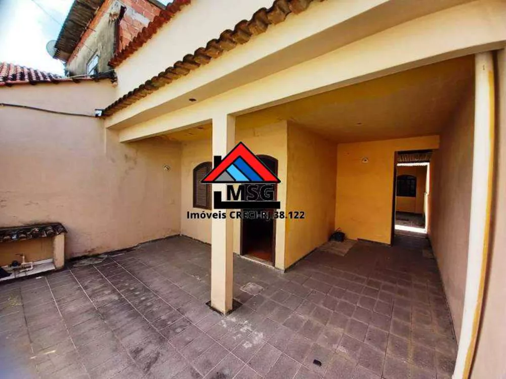 Casa à venda com 2 quartos, 83m² - Foto 1