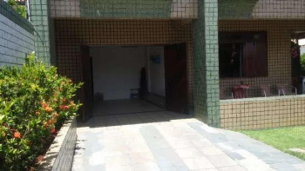 Casa à venda com 5 quartos, 550m² - Foto 3