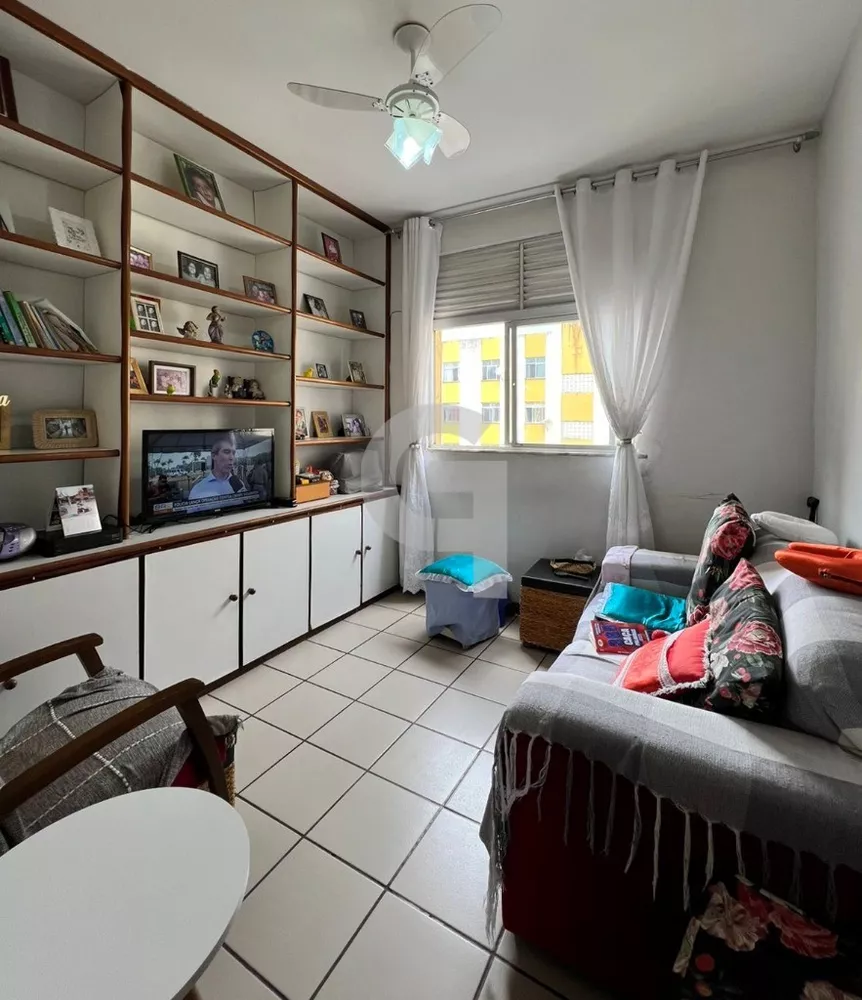 Apartamento à venda com 3 quartos, 76m² - Foto 3