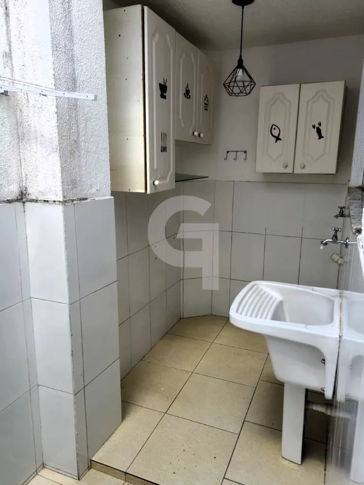 Casa à venda com 2 quartos, 91m² - Foto 3