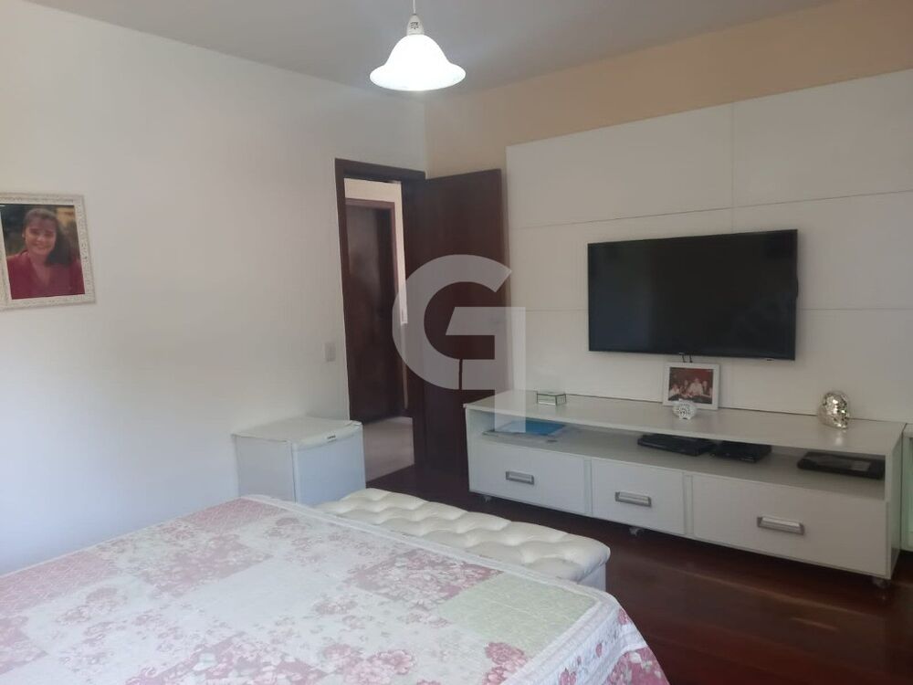 Casa, 3 quartos, 265 m² - Foto 3