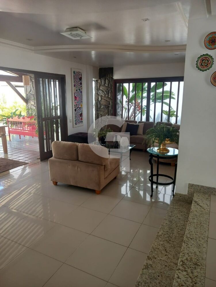 Casa, 3 quartos, 265 m² - Foto 1