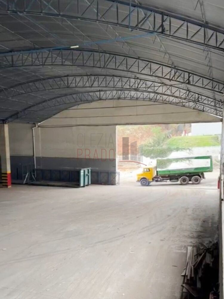 Depósito-Galpão-Armazém para alugar, 3400m² - Foto 1