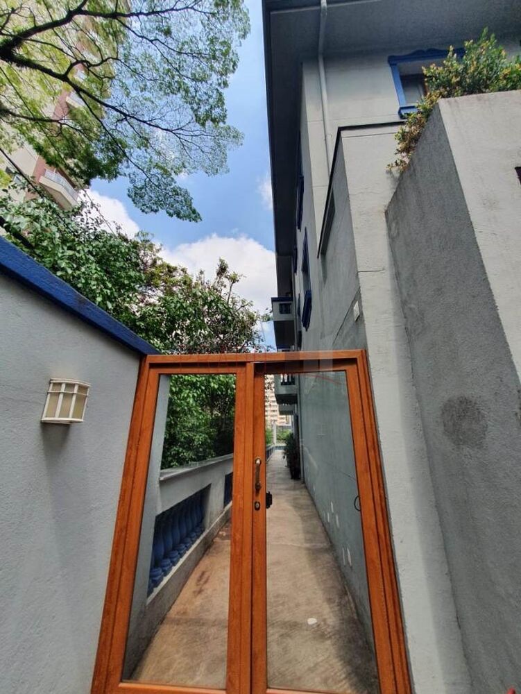 Prédio Inteiro para alugar, 748m² - Foto 1