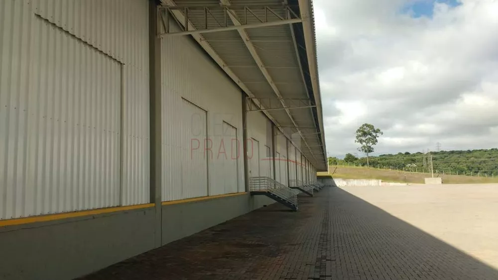 Depósito-Galpão-Armazém para alugar, 2371m² - Foto 4