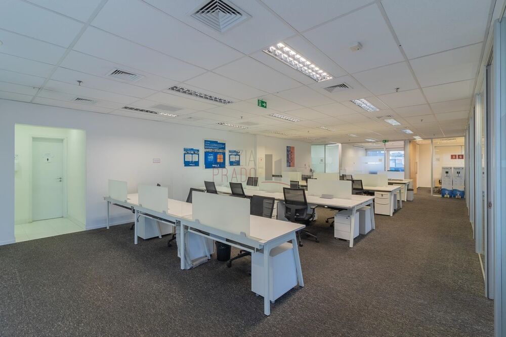 Prédio Inteiro para alugar, 592m² - Foto 2