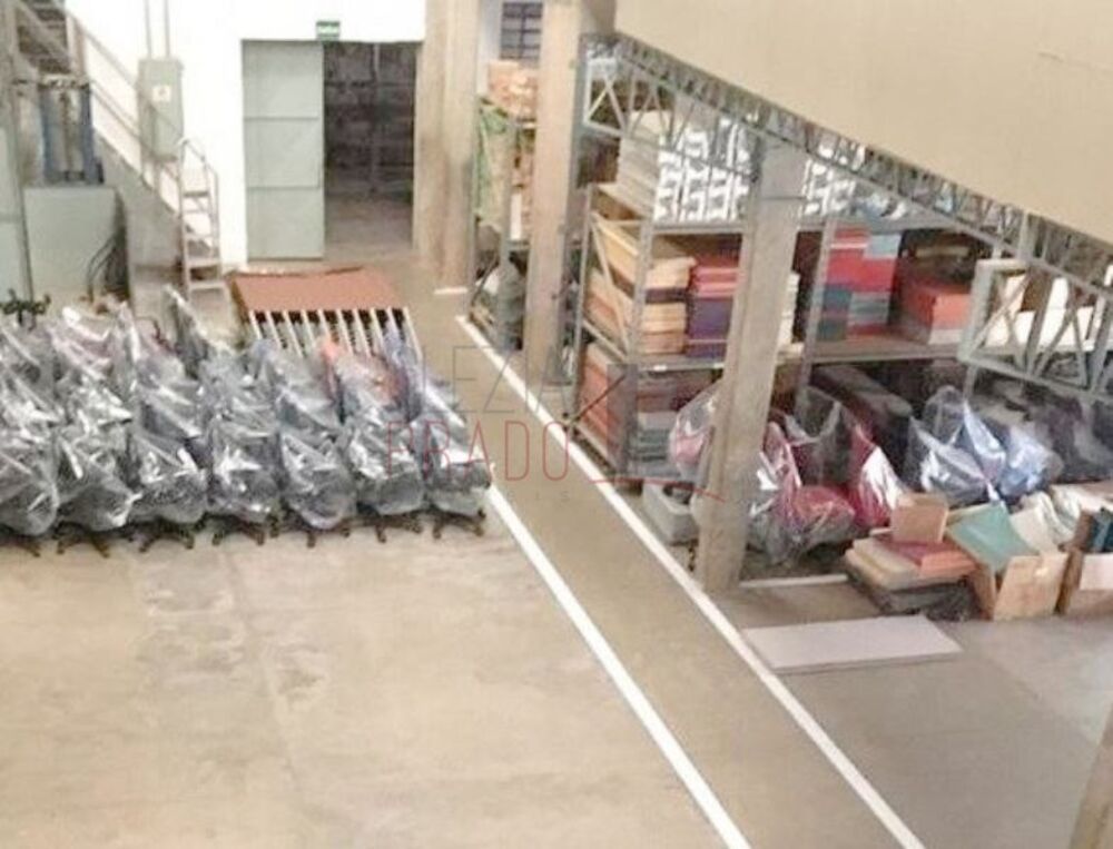 Depósito-Galpão-Armazém à venda, 1766m² - Foto 4