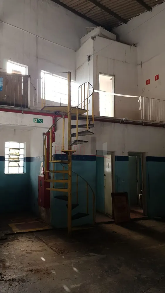 Depósito-Galpão, 2600 m² - Foto 2