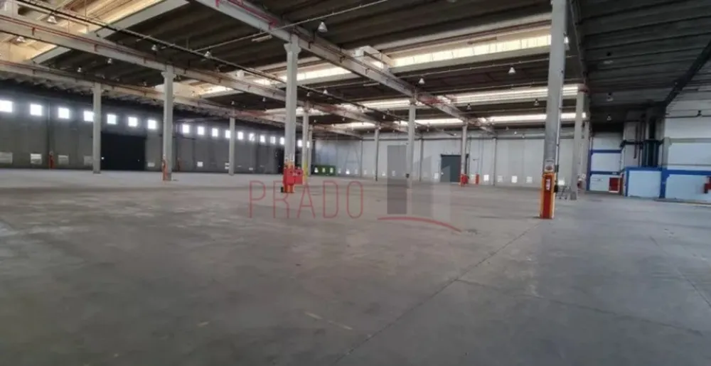 Depósito-Galpão, 12000 m² - Foto 1