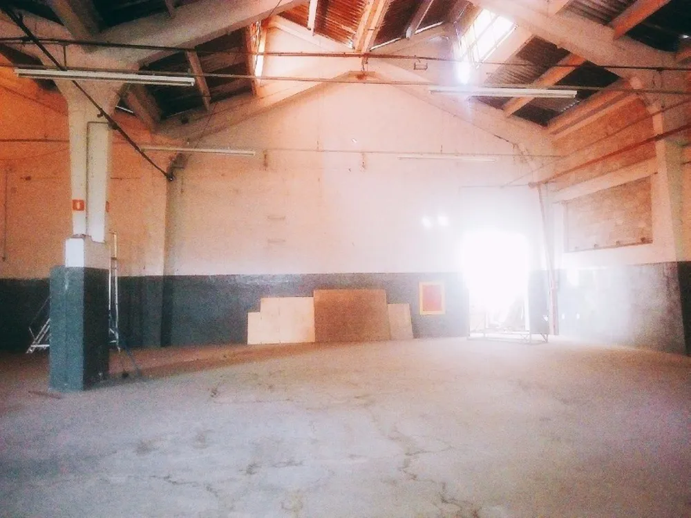 Depósito-Galpão, 1700 m² - Foto 1