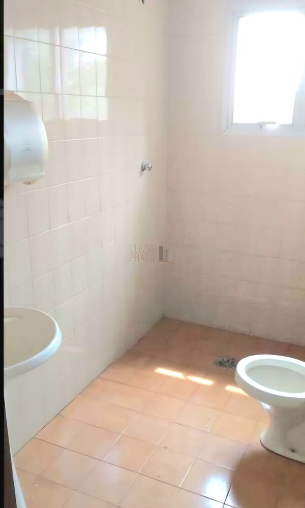 Depósito-Galpão, 1350 m² - Foto 1