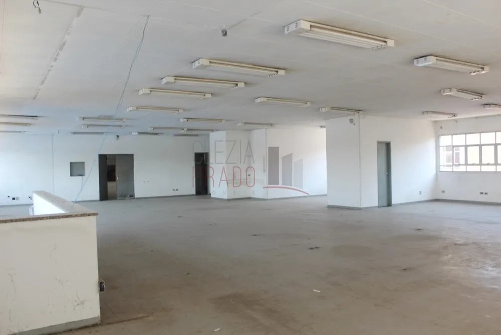Depósito-Galpão, 8400 m² - Foto 1