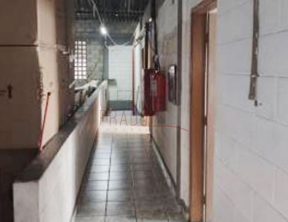Depósito-Galpão-Armazém para alugar, 1800m² - Foto 4