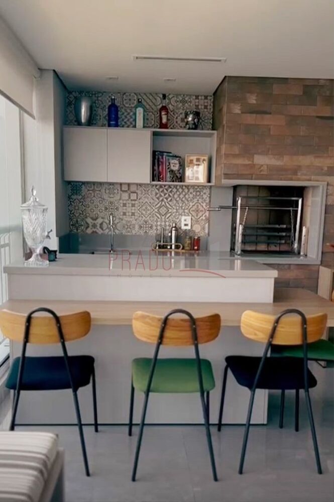 Apartamento, 4 quartos, 233 m² - Foto 1