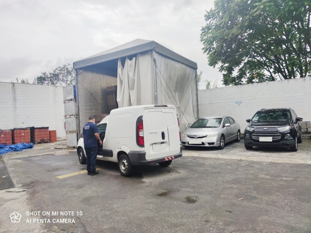 Depósito-Galpão, 2500 m² - Foto 2