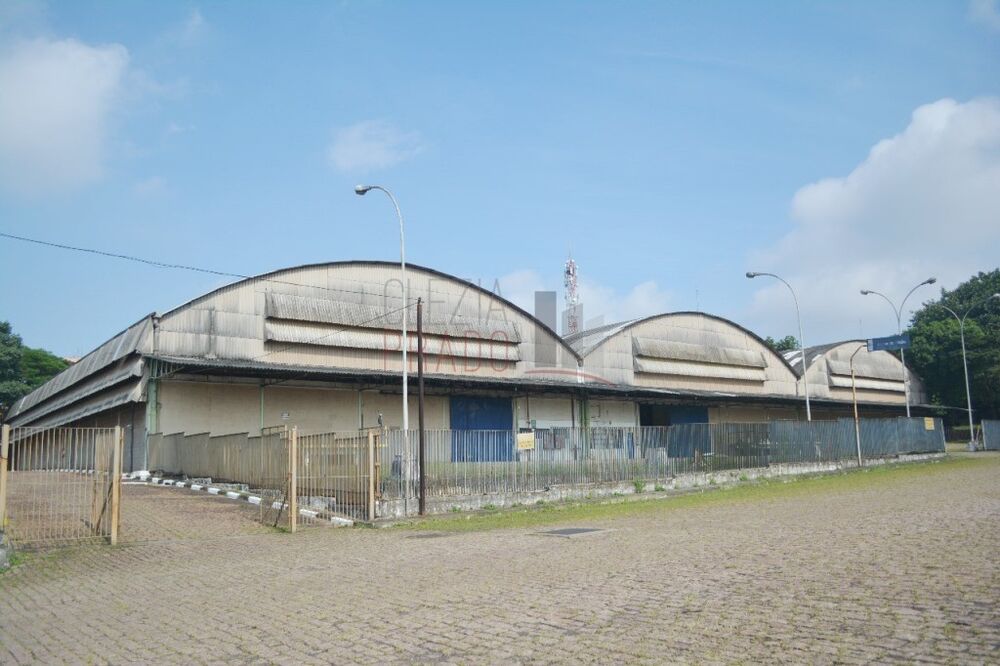 Depósito-Galpão, 10000 m² - Foto 1