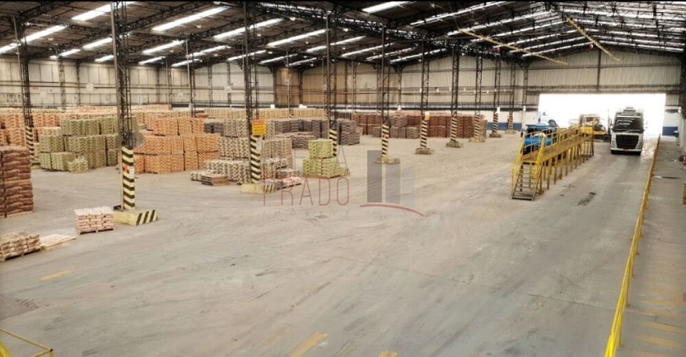 Depósito-Galpão-Armazém para alugar, 14000m² - Foto 1