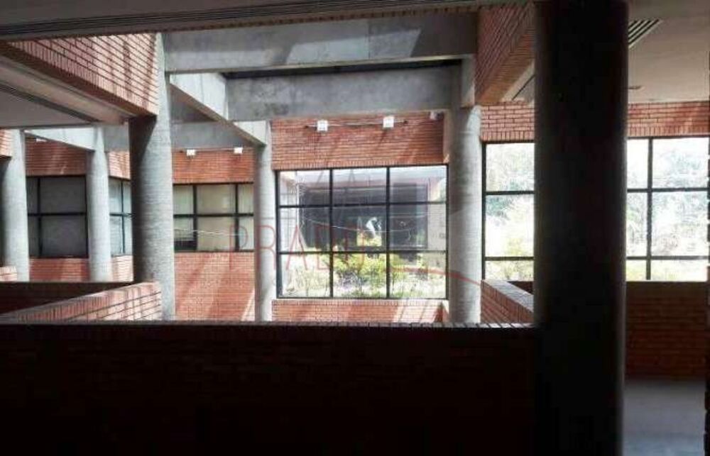Prédio Inteiro, 6468 m² - Foto 1