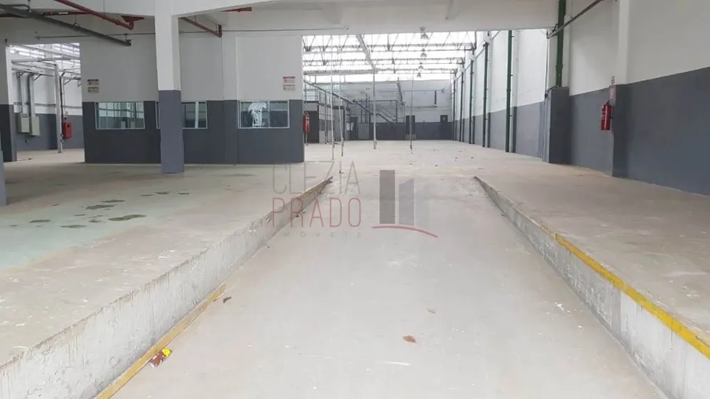 Depósito-Galpão, 2600 m² - Foto 2