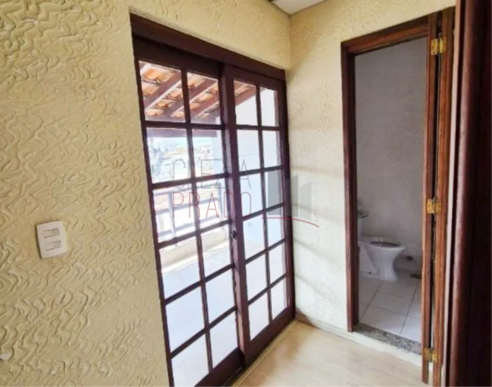 Sobrado, 3 quartos, 303 m² - Foto 1