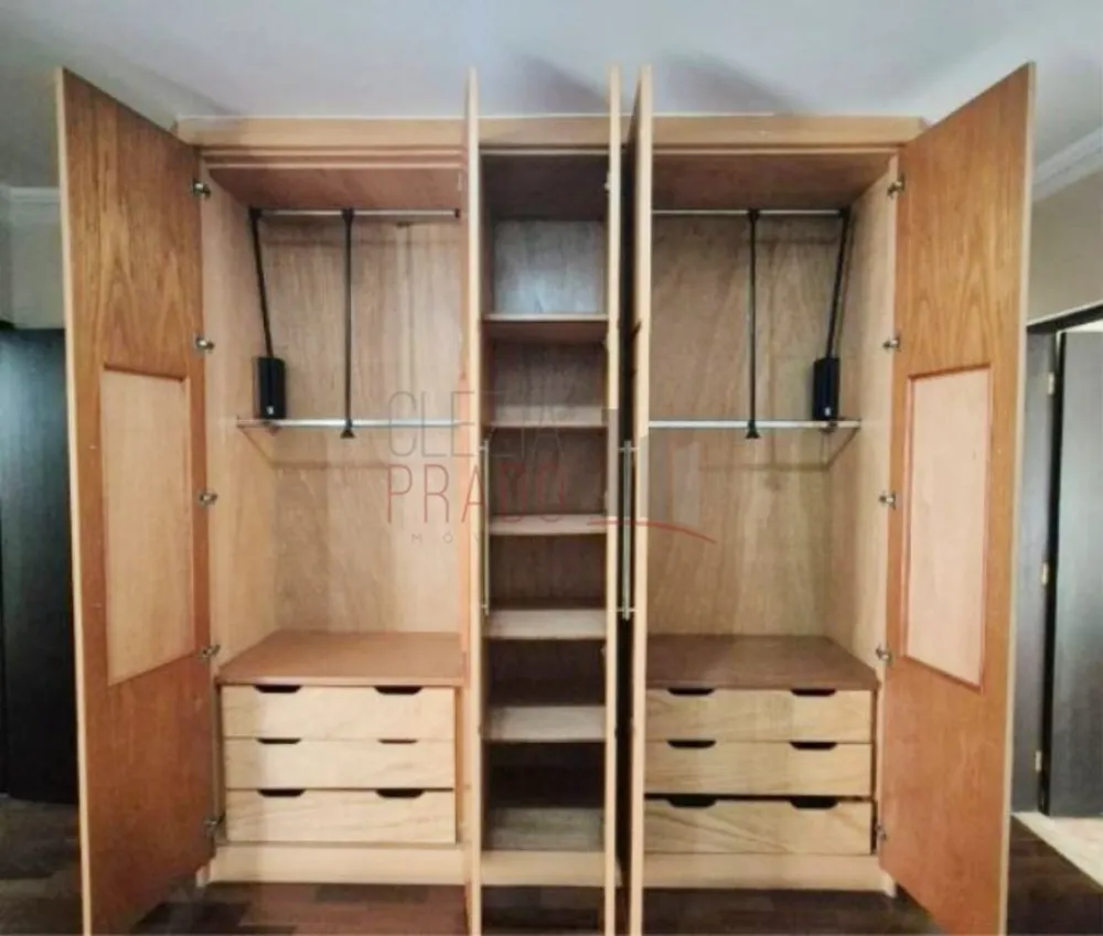 Sobrado, 3 quartos, 303 m² - Foto 2