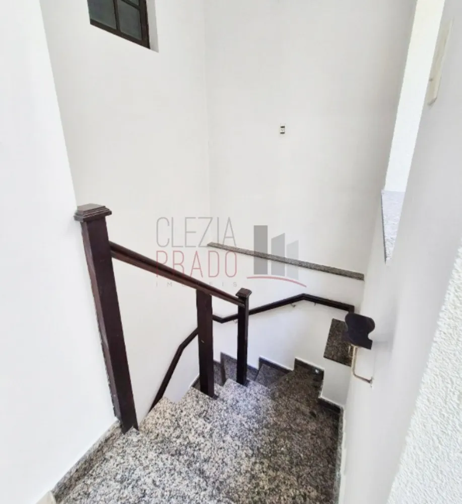 Sobrado, 3 quartos, 303 m² - Foto 3
