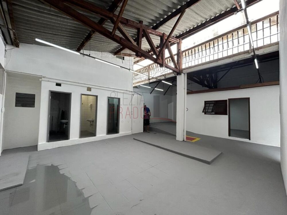 Prédio Inteiro, 1300 m² - Foto 1