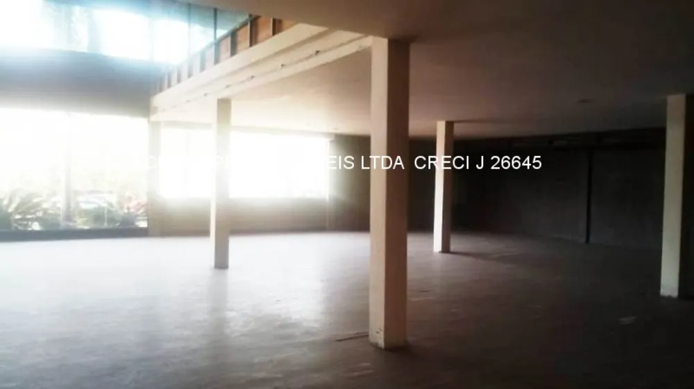 Prédio Inteiro, 2300 m² - Foto 1