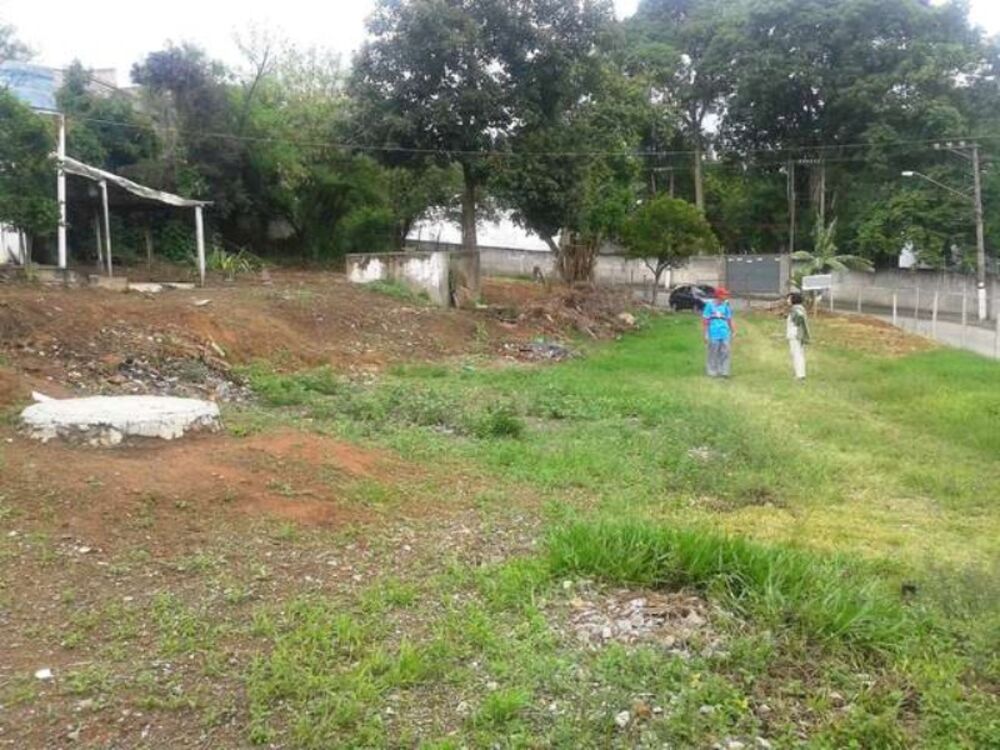 Loteamento e Condomínio - Foto 4