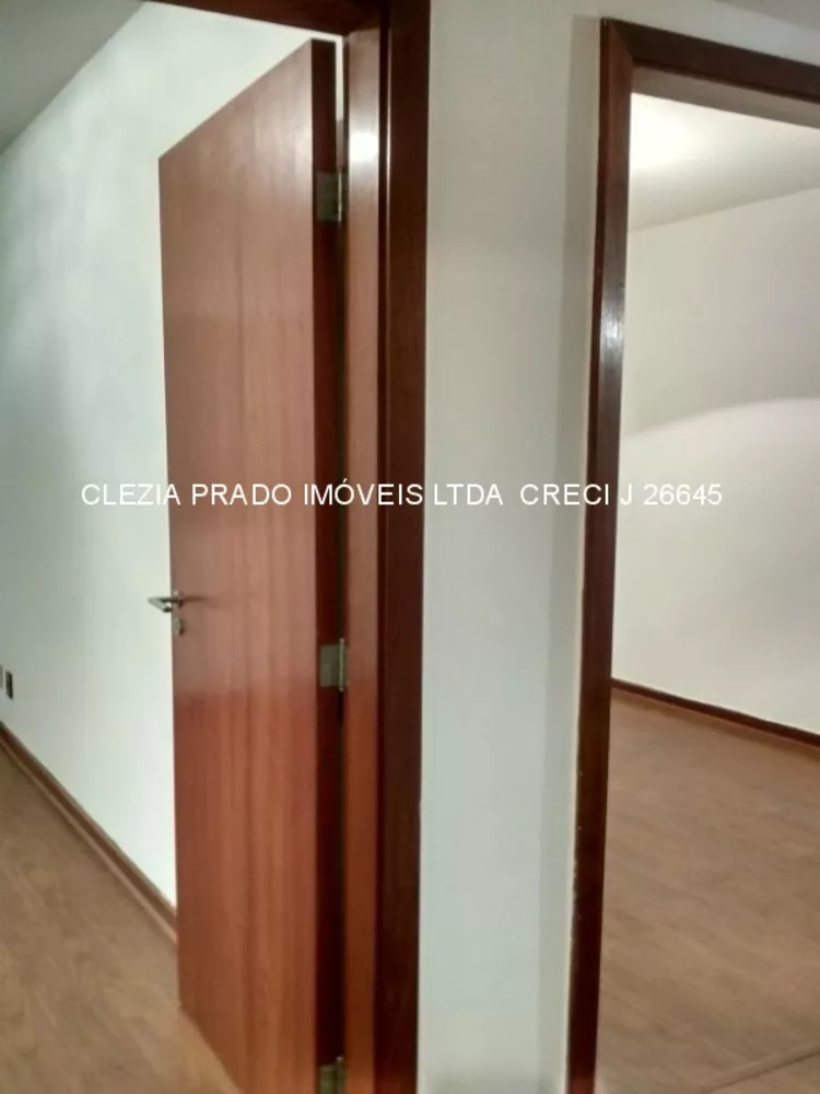 Apartamento à venda com 3 quartos, 64m² - Foto 2