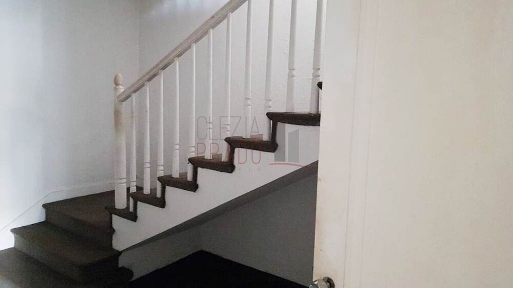 Prédio Inteiro para alugar com 5 quartos, 400m² - Foto 2